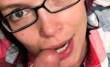 amateur blowjob cumshot finish in her mouth