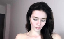 Brunette Solo Webcam Masturbation